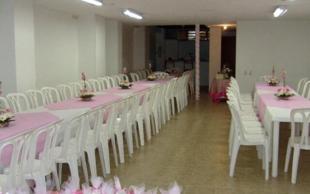 Hotel Armont