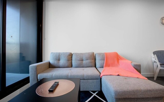 Stunning Comfy 2 Bed With Parking In Melbourne