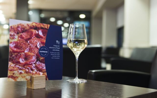 Holiday Inn Express Droitwich Spa by IHG