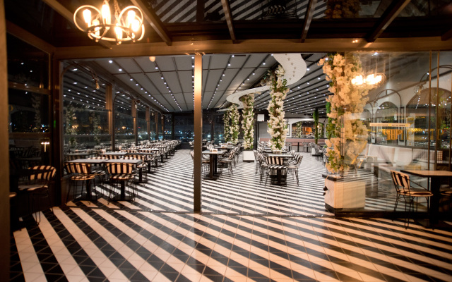 Ferman Port Hotel - Special Class