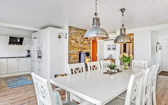 6 Person Holiday Home in Vinderup-by Traum