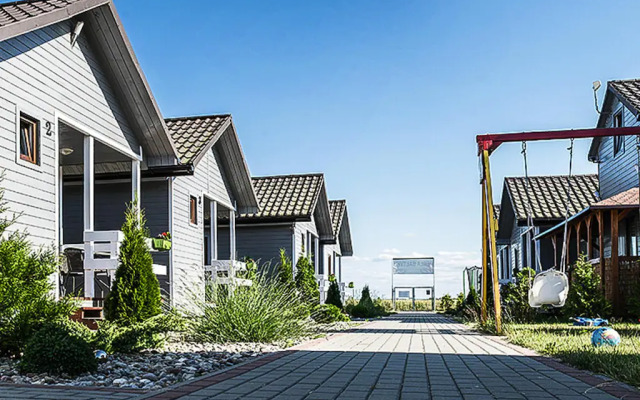 Holiday Cottages, Jezierzany