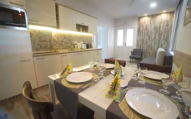 Holiday Home Podium