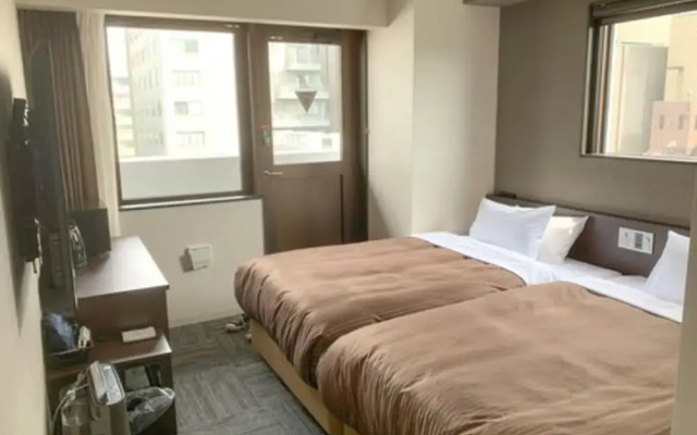 HOTEL LiVEMAX Hiroshima Heiwa Koen-Mae