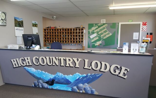 High Country Motel and Backpackers