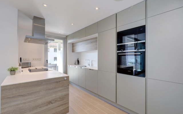 New Modern 3 Bed Apartment Puerto Banus