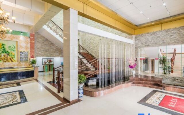 Shengli Spa Holiday Hotel