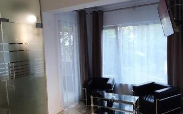 Studio 22