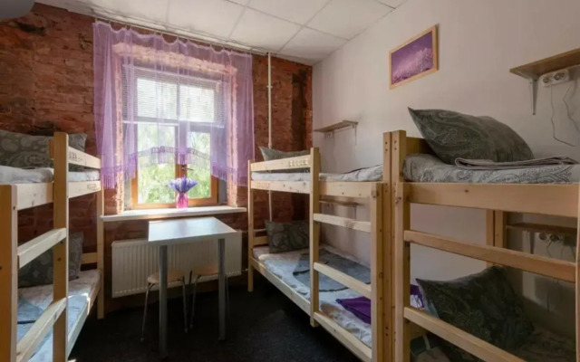 Гости в Гости