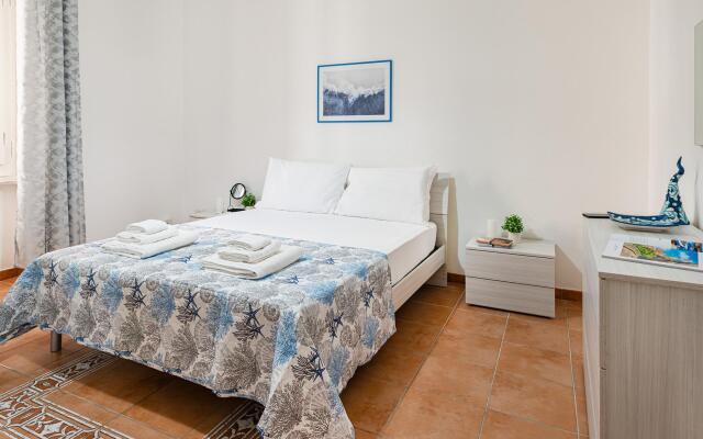 Juriol in Alghero With 1 Bedrooms and 1 Bathrooms