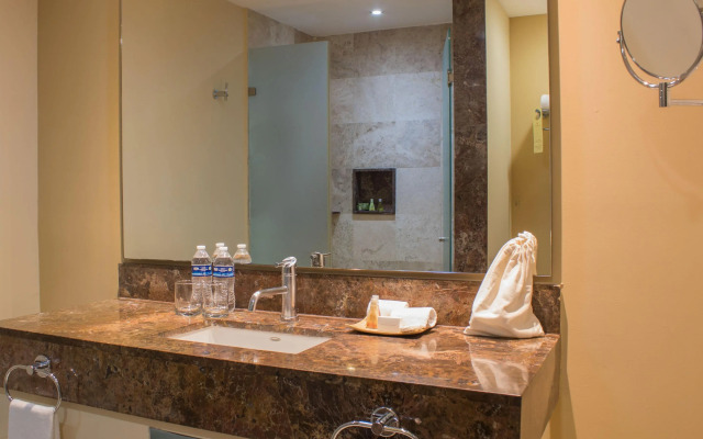 Sunset Plaza Beach Resort & Spa Pto Vallarta All Inclusive