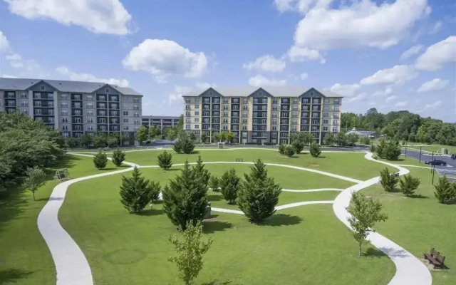 Eagles Landing 1BR Heaven