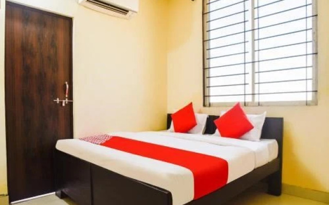 Oyo 77416 Hotel Vaibhav Palace