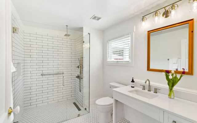 The Farmhouse Inn