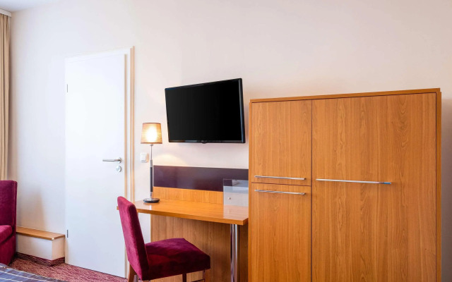 Comfort Hotel Tom Kyle