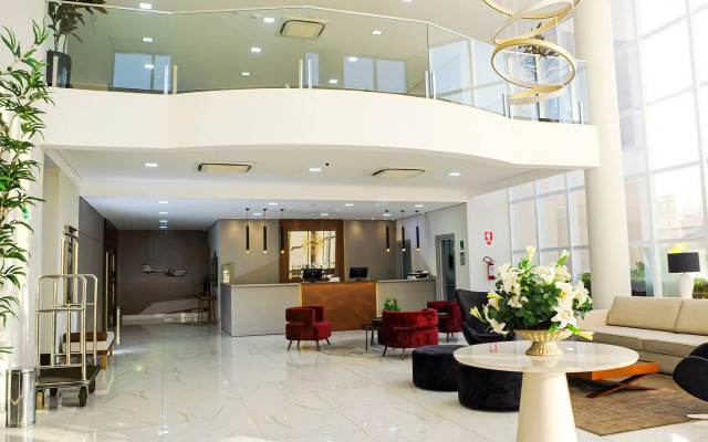 Bristol Infinity Hotel