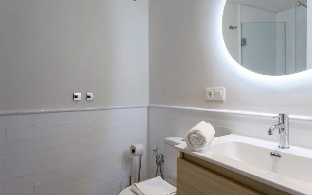 Exclusive 2-bedroom Near the Cathedral. San Matías I