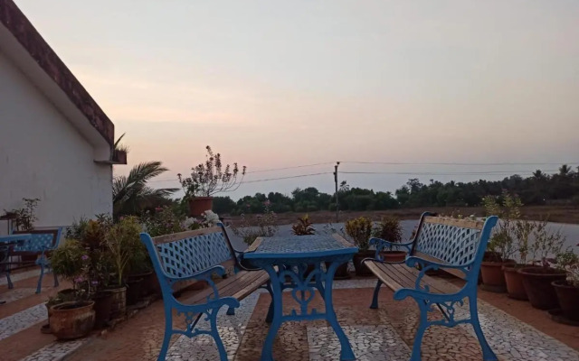 Luisa By the Sea SUITES & SEA FRONT ROOMS