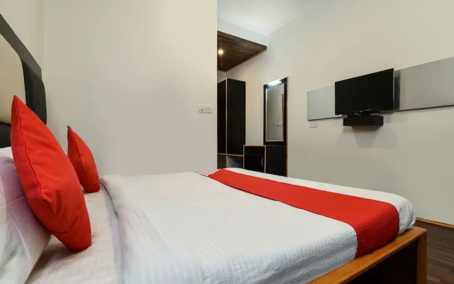 OYO 15699 Hotel Conifer