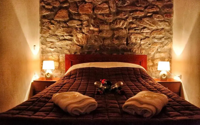 Traditional Apartments Tsikrikonis