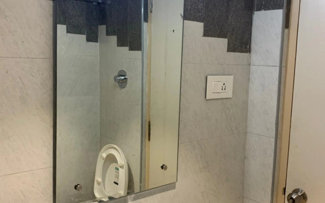 Hotel Temple City