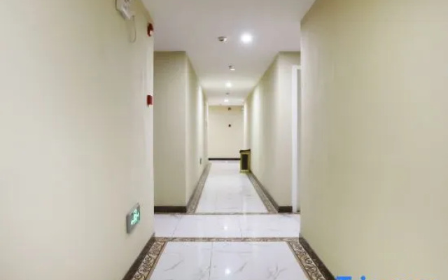 Shanghai Lantong Business Hotel