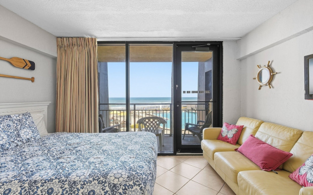 Hawaiian Inn 209