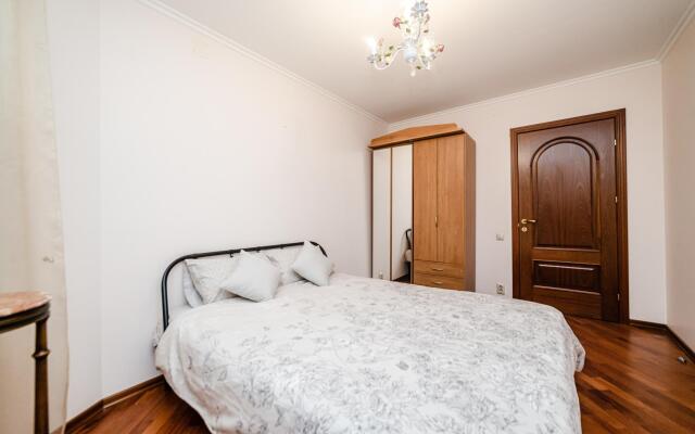 Дом на улице Василия Бутурлина 108