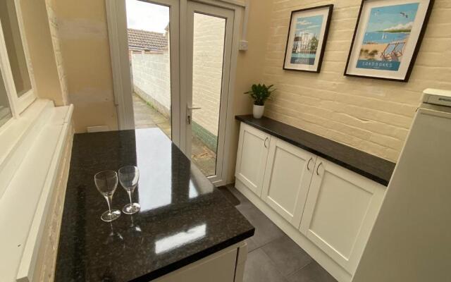 3 double bed house 10 mins from Sandbanks