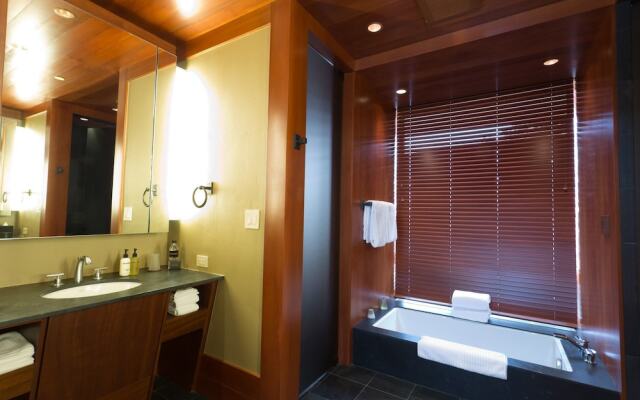Aman Springs - Four Bedroom Home