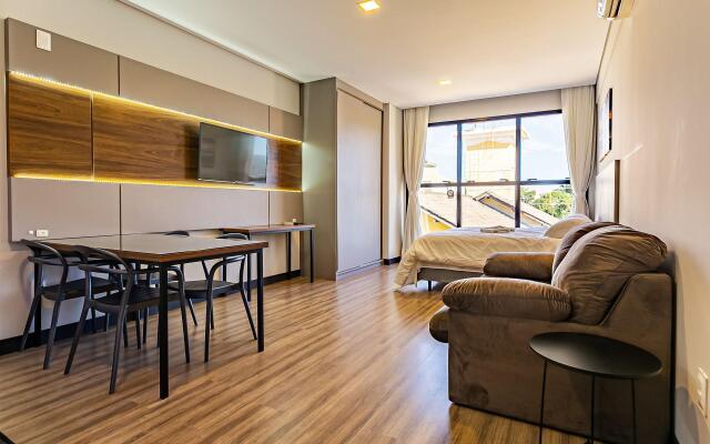 Studio em condomínio c/ piscina 700m praia STI210