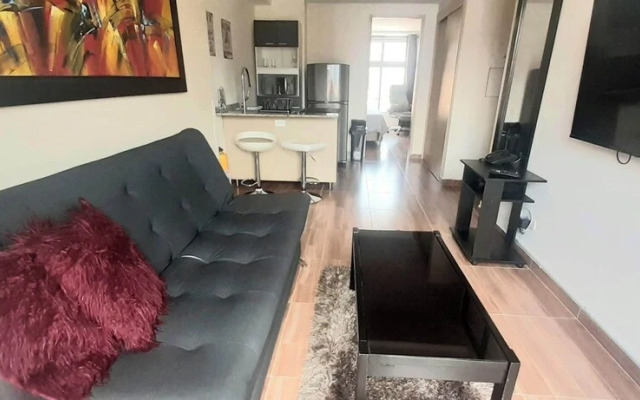 Comfortable  apartment Great location