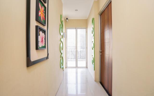 Hotel O Surabaya near Surabaya Town Square formerly Kupang Gunung Residence