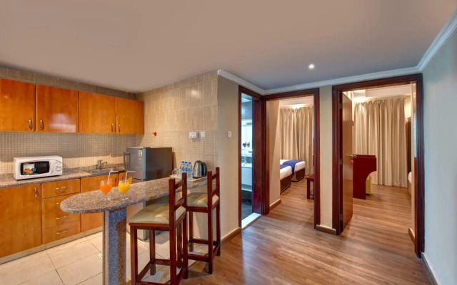 Al Bustan Tower Hotel Suites
