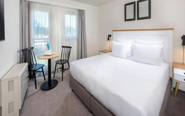 Sunday Resort Marina Double Room