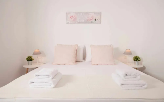 Zennova 33 Kallithea Blue Paradise