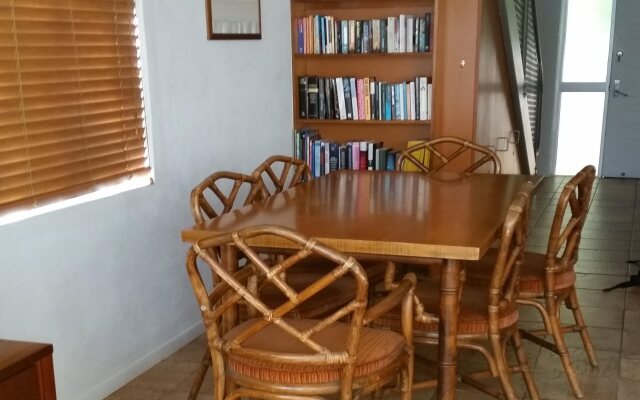 1/33-35 Fletcher lane - A Beautiful Flat