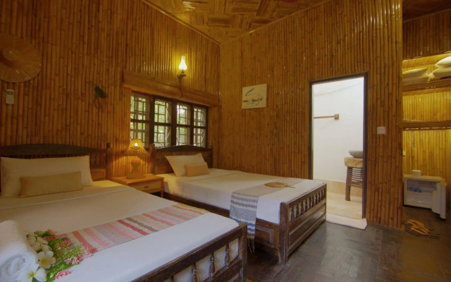 Palm Village Resort & Spa