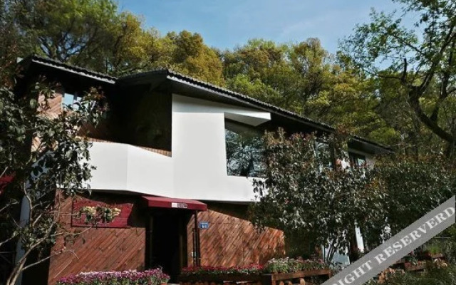 西湖隐庐酒店(杭州雷锋塔店)