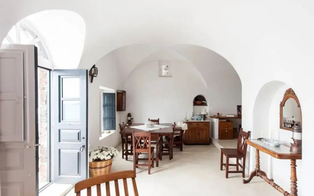 Perivolas Lifestyle Houses