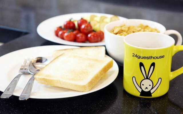 24 Guesthouse Myeongdong Avenue