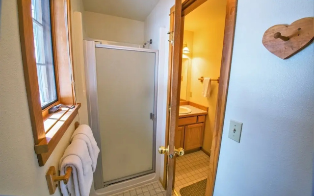 Mt Adams 6 2 Bedroom Home