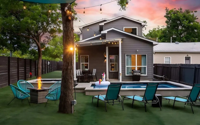 Downtown Austin Oasis Pool & Hot Tub