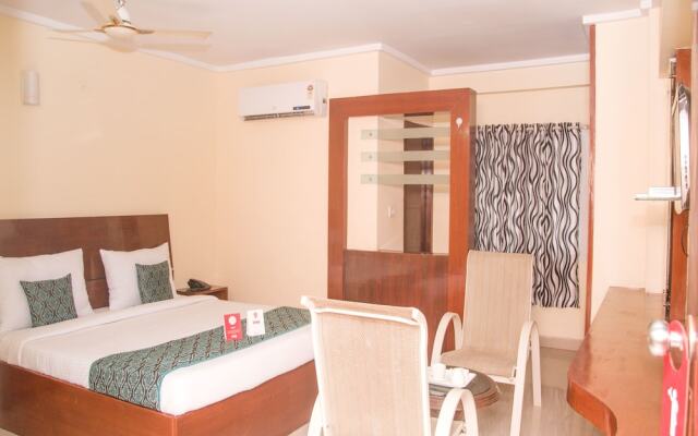 OYO 7666 Hotel SilverLine