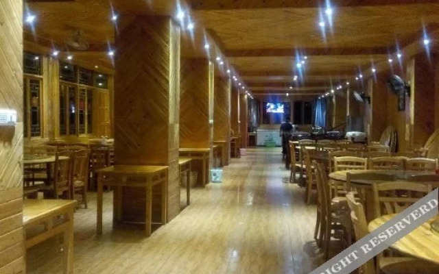 Waterfront Hotel