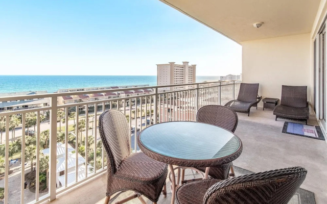 Sterling Shores 818 by RealJoy Vacations