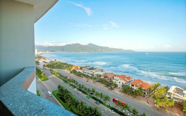 Lunar Hotel Danang