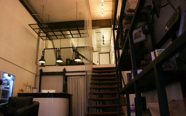 Bus Station 1 Hostel