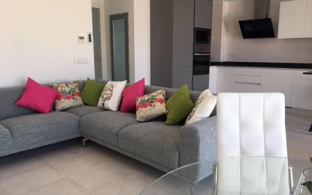 Playamar Iv Calle De La Rosalia 90A