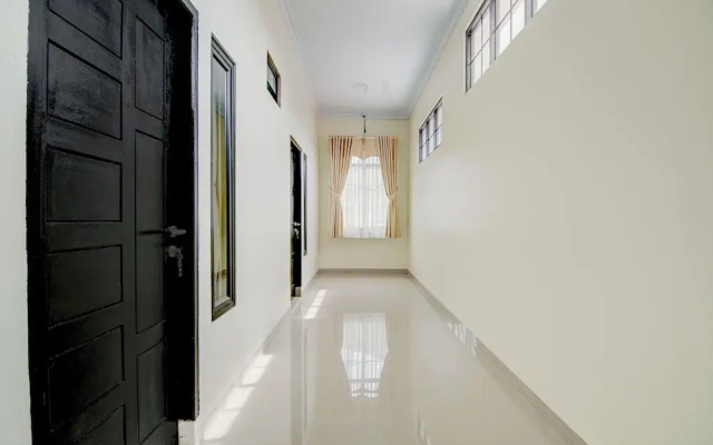 OYO 94758 Kamila House